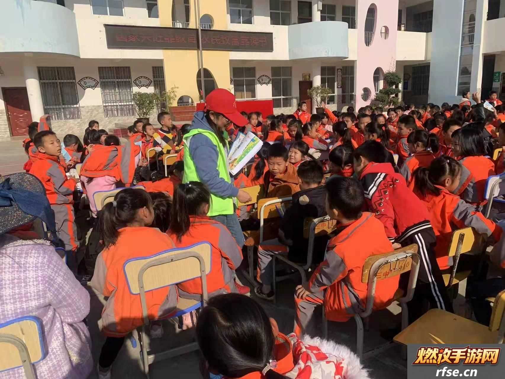 放学被几个人拉到没人的地方|一个青少年遭遇的惊险故事